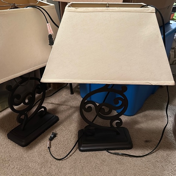 Nightstand lamps - Picture 1 of 1